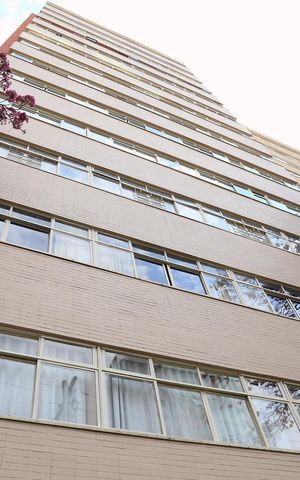 Apartamento à venda com 157m², 3 quartos e 2 vagas Apartamento à venda com 157m², 3 quartos e 2 vagasFachada