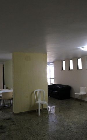 Apartamento à venda com 157m², 3 quartos e 2 vagas Apartamento à venda com 157m², 3 quartos e 2 vagasÁrea comum - Salão de festas