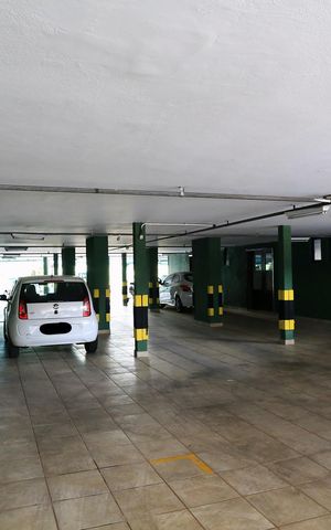 Apartamento à venda com 157m², 3 quartos e 2 vagas Apartamento à venda com 157m², 3 quartos e 2 vagasGaragem