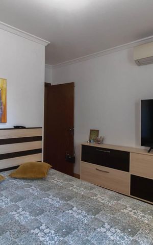Casa à venda com 400m², 2 quartos e 2 vagasQuarto 1