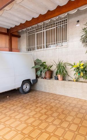 Casa à venda com 292m², 3 quartos e 2 vagas Casa à venda com 292m², 3 quartos e 2 vagasGaragem