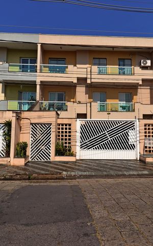 Apartamento à venda com 90m², 3 quartos e 2 vagasFachada
