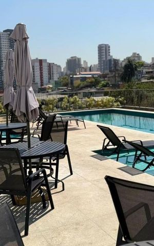 Apartamento à venda com 46m², 2 quartos e 1 vaga Apartamento à venda com 46m², 2 quartos e 1 vagaÁrea comum - Piscina