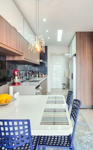 Apartamento à venda com 180m², 3 quartos e 3 vagas Apartamento à venda com 180m², 3 quartos e 3 vagasCozinha