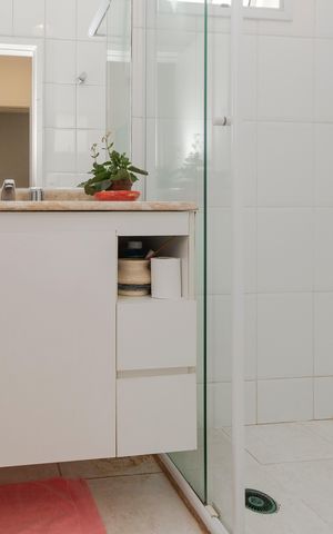 Casa à venda com 224m², 3 quartos e 2 vagas Casa à venda com 224m², 3 quartos e 2 vagasBanheiro da Suíte 2
