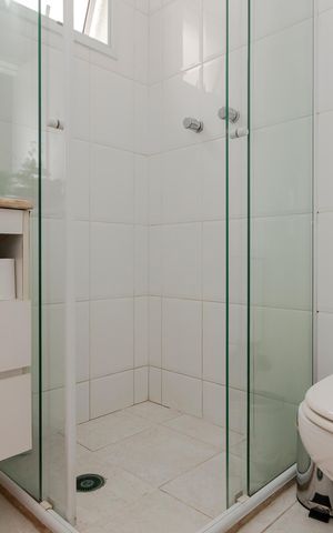 Casa à venda com 224m², 3 quartos e 2 vagas Casa à venda com 224m², 3 quartos e 2 vagasBanheiro da Suíte 2