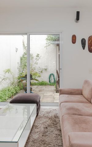 Casa à venda com 224m², 3 quartos e 2 vagas Casa à venda com 224m², 3 quartos e 2 vagasSala