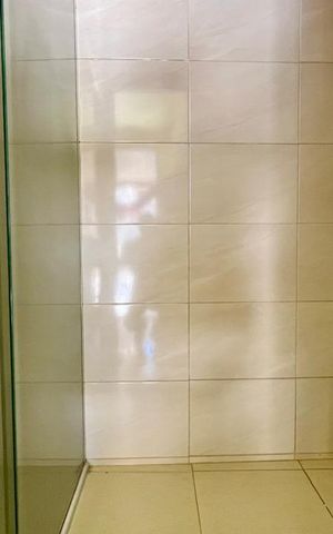 Casa à venda com 145m², 5 quartos e 3 vagas Casa à venda com 145m², 5 quartos e 3 vagasbanhop