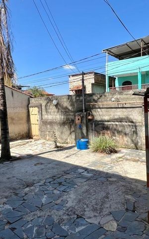 Casa à venda com 145m², 5 quartos e 3 vagas Casa à venda com 145m², 5 quartos e 3 vagasGaragem