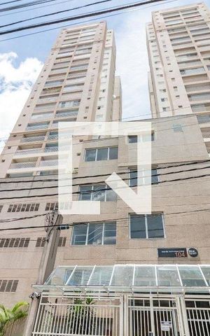 Apartamento para alugar com 76m², 3 quartos e 2 vagas Apartamento para alugar com 76m², 3 quartos e 2 vagasFachada
