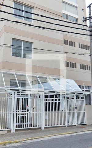 Apartamento para alugar com 76m², 3 quartos e 2 vagas Apartamento para alugar com 76m², 3 quartos e 2 vagasFachada