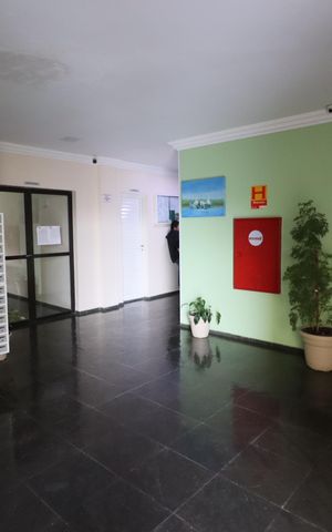 Apartamento para alugar com 55m², 2 quartos e 1 vagaÁrea comum - Hall de entrada