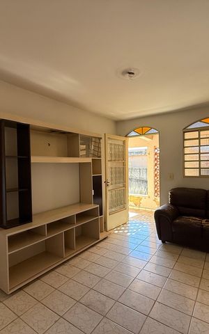 Casa à venda com 360m², 2 quartos e sem vaga