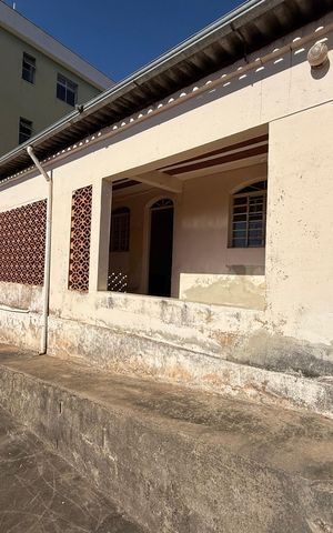 Casa à venda com 360m², 2 quartos e sem vaga