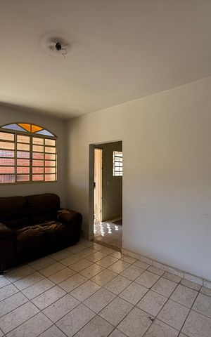 Casa à venda com 360m², 2 quartos e sem vaga