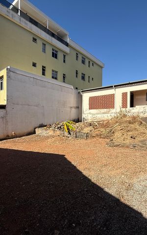 Casa à venda com 360m², 2 quartos e sem vaga