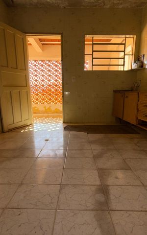 Casa à venda com 360m², 2 quartos e sem vaga