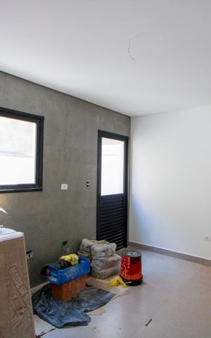 Casa à venda com 126m², 3 quartos e 2 vagas Casa à venda com 126m², 3 quartos e 2 vagasCozinha
