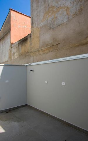 Casa à venda com 126m², 3 quartos e 2 vagas Casa à venda com 126m², 3 quartos e 2 vagasÁrea de serviço