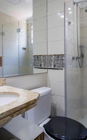 Apartamento à venda com 50m², 2 quartos e 1 vaga Apartamento à venda com 50m², 2 quartos e 1 vagaBanheiro Social