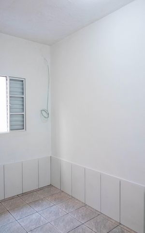Casa para alugar com 45m², 1 quarto e sem vaga Casa para alugar com 45m², 1 quarto e sem vagaSala/Quarto
