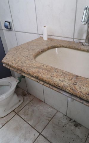 Casa para alugar com 76m², 2 quartos e sem vagaBanheiro Social
