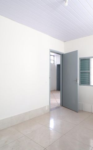 Casa para alugar com 76m², 2 quartos e sem vagaQuarto 2