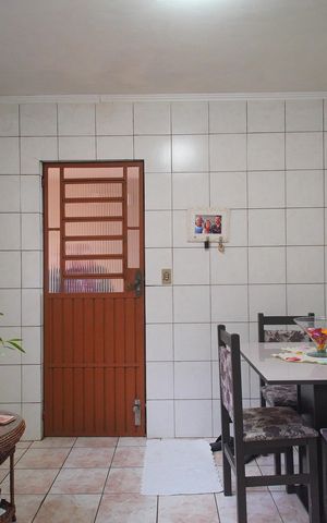 Casa à venda com 196m², 2 quartos e 2 vagasCozinha