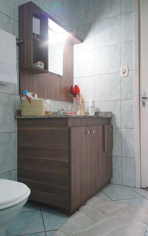 Casa à venda com 196m², 2 quartos e 2 vagasBanheiro da Suíte