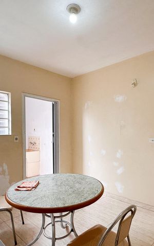 Casa à venda com 114m², 2 quartos e 1 vaga Casa à venda com 114m², 2 quartos e 1 vagaCozinha