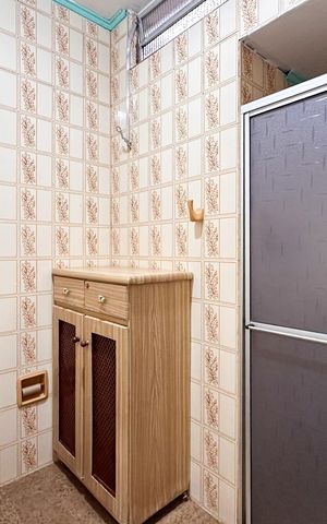 Casa à venda com 114m², 2 quartos e 1 vaga Casa à venda com 114m², 2 quartos e 1 vagaBanheiro Social