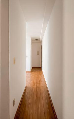 Apartamento à venda com 65m², 2 quartos e 1 vaga Apartamento à venda com 65m², 2 quartos e 1 vagaCorredor