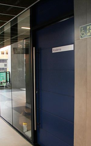 Apartamento à venda com 83m², 2 quartos e 2 vagasÁrea comum - Academia