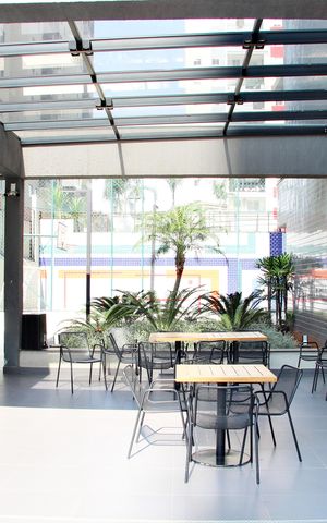 Apartamento à venda com 83m², 2 quartos e 2 vagasÁrea comum - Salão de festas 02