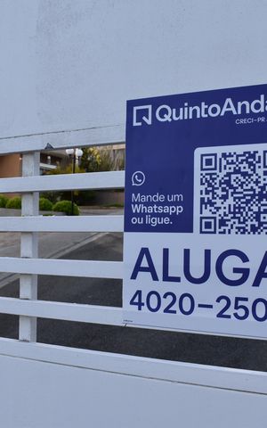 Casa de condomínio à venda com 319m², 4 quartos e 5 vagasPlaquinha