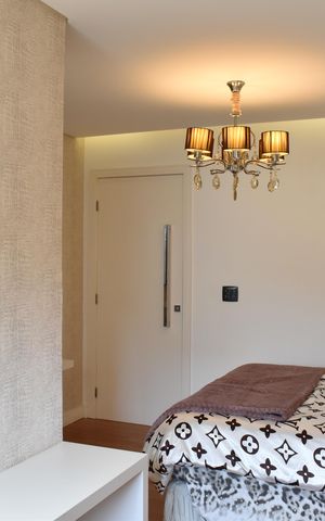 Casa de condomínio à venda com 319m², 4 quartos e 5 vagasSuíte 1