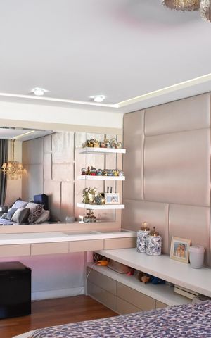 Casa de condomínio à venda com 319m², 4 quartos e 5 vagasSuíte 2
