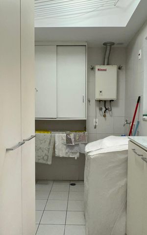 Apartamento à venda com 61m², 2 quartos e 1 vaga Apartamento à venda com 61m², 2 quartos e 1 vagaÁrea de Serviço
