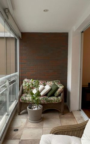 Apartamento à venda com 61m², 2 quartos e 1 vaga Apartamento à venda com 61m², 2 quartos e 1 vagaVaranda