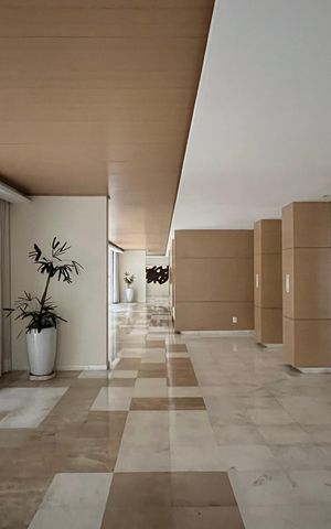 Apartamento à venda com 61m², 2 quartos e 1 vaga Apartamento à venda com 61m², 2 quartos e 1 vagaHall de entrada