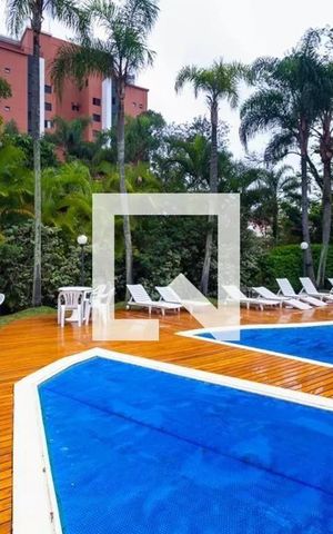 Apartamento para alugar com 104m², 3 quartos e 2 vagas Apartamento para alugar com 104m², 3 quartos e 2 vagasÁrea comum - Piscina