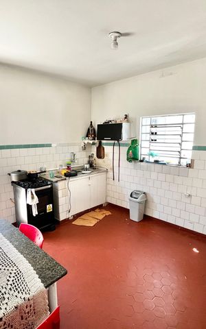 Casa à venda com 79m², 3 quartos e 3 vagas Casa à venda com 79m², 3 quartos e 3 vagasCozinha