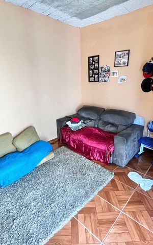 Casa à venda com 79m², 3 quartos e 3 vagas Casa à venda com 79m², 3 quartos e 3 vagasEdícula