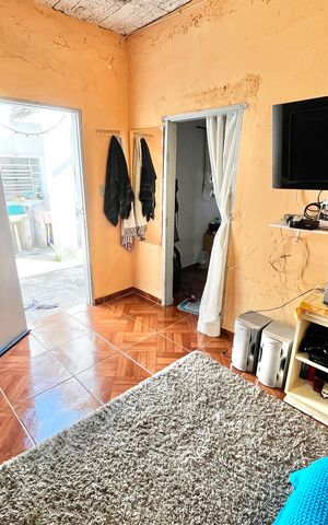 Casa à venda com 79m², 3 quartos e 3 vagas Casa à venda com 79m², 3 quartos e 3 vagasEdícula