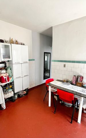 Casa à venda com 79m², 3 quartos e 3 vagas Casa à venda com 79m², 3 quartos e 3 vagasCozinha