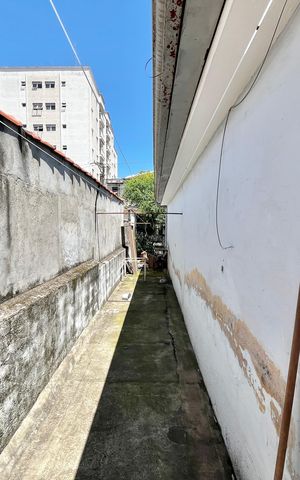 Casa à venda com 79m², 3 quartos e 3 vagas Casa à venda com 79m², 3 quartos e 3 vagasQuintal