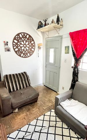 Casa à venda com 79m², 3 quartos e 3 vagas Casa à venda com 79m², 3 quartos e 3 vagasSala