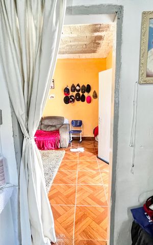 Casa à venda com 79m², 3 quartos e 3 vagas Casa à venda com 79m², 3 quartos e 3 vagasEdícula