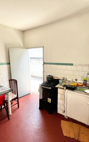 Casa à venda com 79m², 3 quartos e 3 vagas Casa à venda com 79m², 3 quartos e 3 vagasCozinha