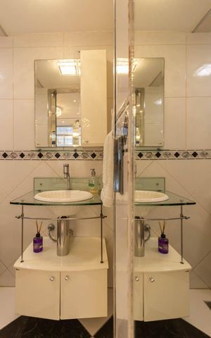 Apartamento à venda com 95m², 1 quarto e sem vagaLavabo da Sala